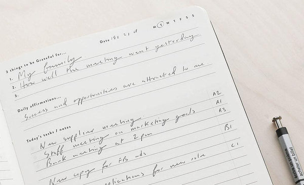 How journaling can help you achieve your goals faster – Mål Paper