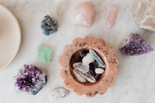 Your Guide to Crystal Healing: Ten Popular Crystals and How to Use Them